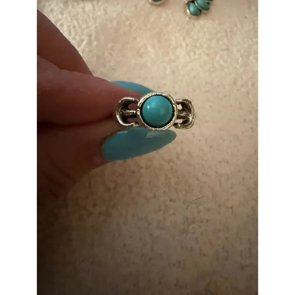 Turquoise-Style Cabochon Ring Silver Tone Southwestern Boho Size 6.5